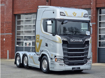 牵引车 SCANIA S 660 V8