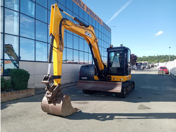 履带式挖掘机 JCB