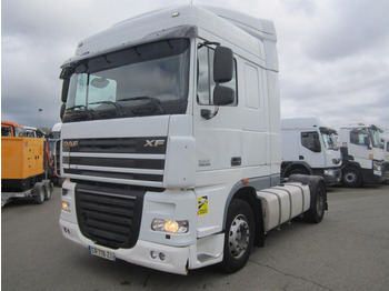 牵引车 DAF XF 105 460