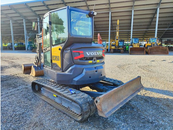 小型挖掘机 VOLVO ECR50F