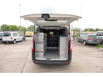 紧凑型面包车 FORD Transit