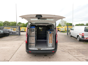 紧凑型面包车 FORD Transit