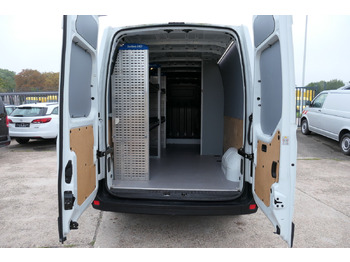 无侧窗厢式货车 RENAULT Master