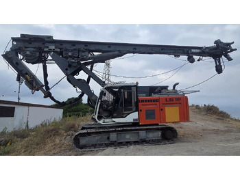 打桩机 LIEBHERR