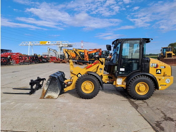 轮式装载机 CATERPILLAR 906