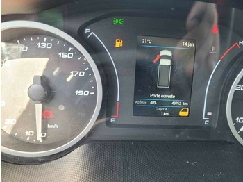 IVECO Daily 35C16H3.0 Kastenaufbau + Kran... 租赁 IVECO Daily 35C16H3.0 Kastenaufbau + Kran...:图3 IVECO Daily 35C16H3.0 Kastenaufbau + Kran... 租赁 IVECO Daily 35C16H3.0 Kastenaufbau + Kran...:图3