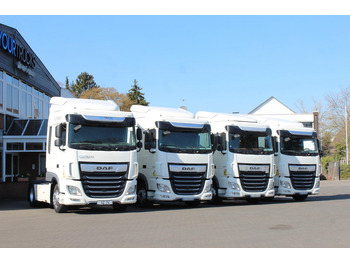 牵引车 DAF XF 530