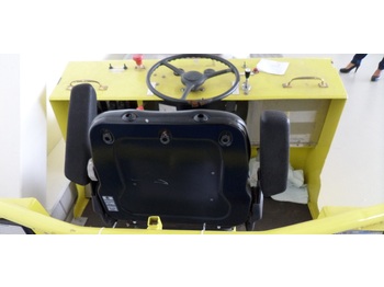 后推牵引车 Liftow 75C:图2 后推牵引车 Liftow 75C:图2