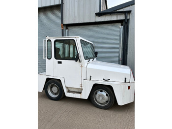 行李牵引车 MULAG