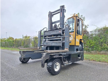 四向前移式叉车 COMBILIFT
