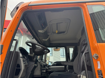 吊钩升降车, 起重车 MAN TGS 26.440 6x2-4 BL TGS 26.440 6x2-4 BL, Lenk-/Liftachse, Krankabine, Kran Epsilon Q150Z96：图3