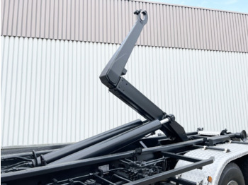 MAN TGS 33.440 6X4 BL TGS 33.440 6X4 BL mit Kran Effer 165-3S, Funk 租赁 MAN TGS 33.440 6X4 BL TGS 33.440 6X4 BL mit Kran Effer 165-3S, Funk：图3