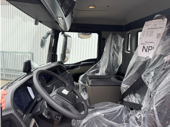 Interior photo 1: MAN TGS 33.440 6x4 BB TGS 33.440 6x4 BB 租赁 MAN TGS 33.440 6x4 BB TGS 33.440 6x4 BB
