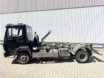 吊钩升降车 MERCEDES-BENZ LK 817