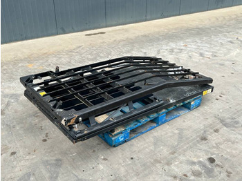 驾驶室和内部 CATERPILLAR