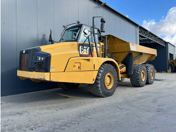 铰接式自卸车 CATERPILLAR