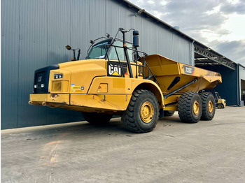 铰接式自卸车 CATERPILLAR