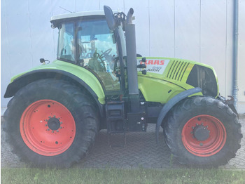 拖拉机 CLAAS Axion 840