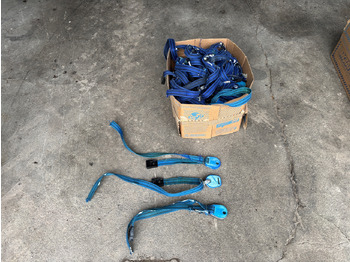 : 标题部分照片