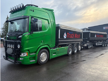 栏板式/ 平板卡车 SCANIA R