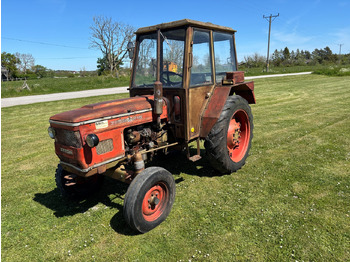 拖拉机 ZETOR