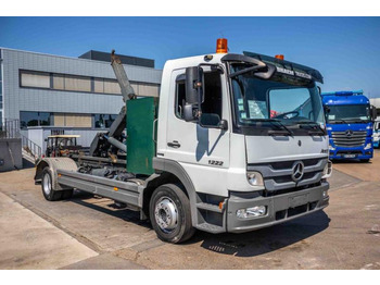 吊钩升降车 Mercedes ATEGO 1222 K：图2