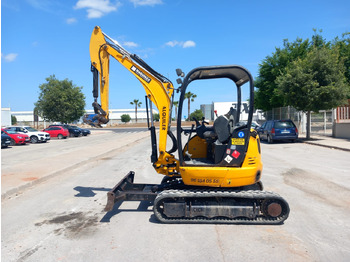 小型挖掘机 JCB 8030