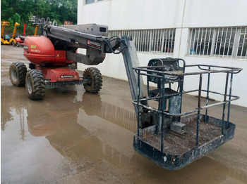 铰接臂 MANITOU 180 ATJ