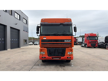 牵引车 DAF 95 XF 430 (EURO 3 / BOITE MANUELLE / MANUAL GEARBOX)：图2