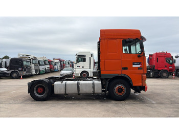 牵引车 DAF 95 XF 430 (EURO 3 / BOITE MANUELLE / MANUAL GEARBOX)：图4