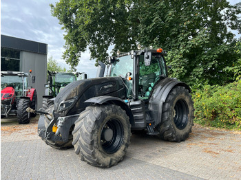 拖拉机 VALTRA T174