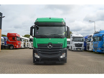 牵引车 MERCEDES-BENZ Actros 1942