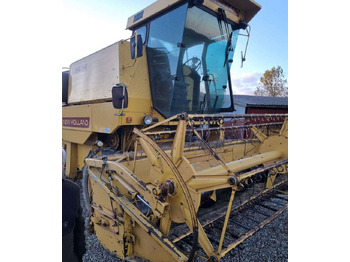 联合收割机 NEW HOLLAND