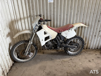 摩托车 YAMAHA