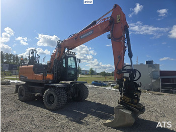 Wheeled Excavator Doosan DX160W with attachment and trailer 租赁 Wheeled Excavator Doosan DX160W with attachment and trailer：图2