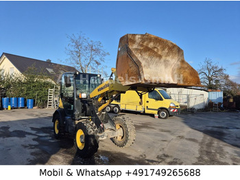 轮式装载机 Komatsu WA70-7 *Schaufel-1,5m³/Gabel/Schnellwechsler：图2