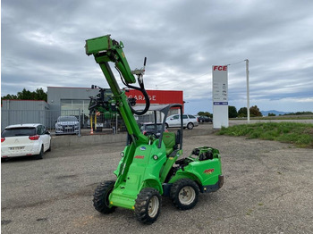 紧凑型装载机 Avant M 528 EIPTT /Certificat CE endommagée:图2 紧凑型装载机 Avant M 528 EIPTT /Certificat CE endommagée:图2