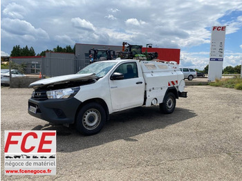 真空车 TOYOTA Hilux