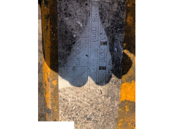 传动轴 JCB