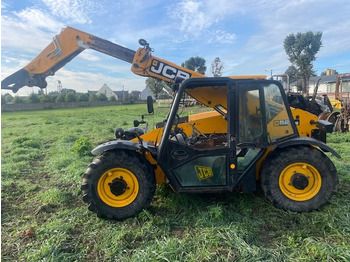 伸缩臂叉装车 JCB