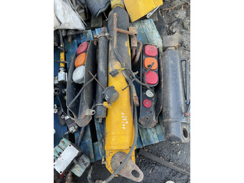 : 标题部分照片