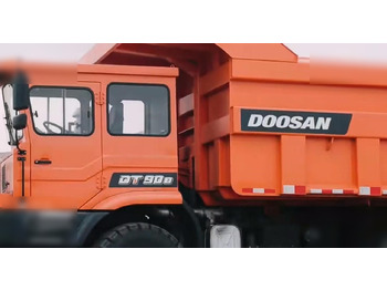 未铰接自卸车/ 运石车 DOOSAN