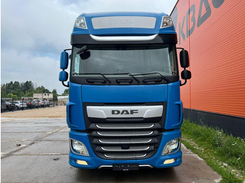 驾驶室底盘卡车 DAF XF 530
