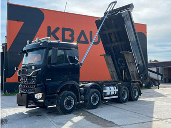 翻斗车 Mercedes-Benz Arocs 3253 8x4 2019：图2