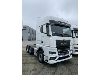 牵引车 MAN TGX 28.520 6×2-2 Dragbil：图4