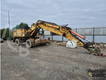 轮式挖掘机 LIEBHERR A 902