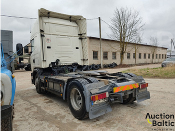 牵引车 Scania R 124 LA：图4