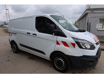 紧凑型面包车 FORD Transit