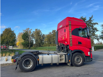 牵引车 Iveco S-WAY 570 S 570 12.2020 **VOITH RETARDER**660.000 km:图4 牵引车 Iveco S-WAY 570 S 570 12.2020 **VOITH RETARDER**660.000 km:图4