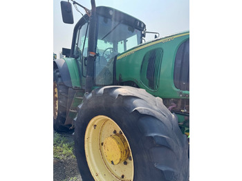 拖拉机 JOHN DEERE 6820